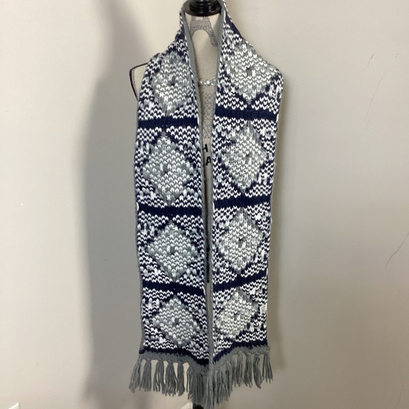 Unisex Men’s & Women’s Grey NavyBlue Big Stitch Thick Knit Scarf - Picture 2 of 4